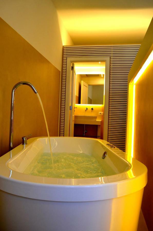 Luiselle Charming Accommodation Sorrento City Center Exterior foto