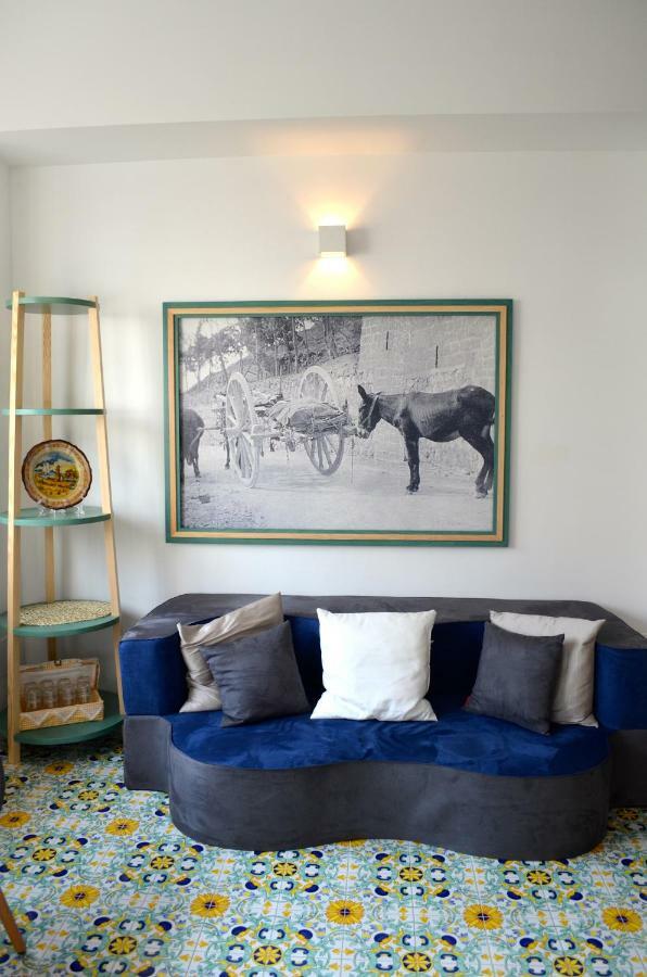 Luiselle Charming Accommodation Sorrento City Center Exterior foto